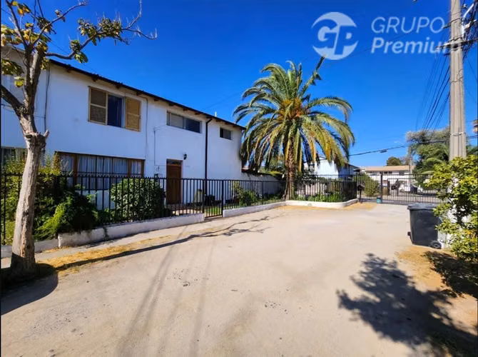 CASA EN VENTA 5D+3B+4EST., DEPTO. INTERIOR, EL BOSQUE - Imagen 33