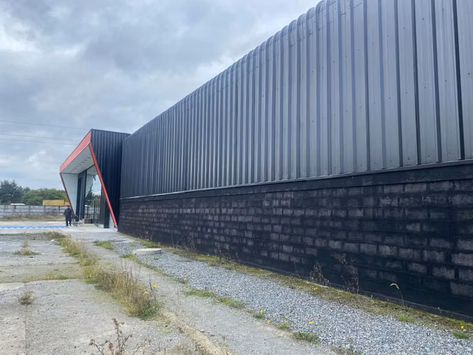 Arriendo Bodegas camino a Pargua