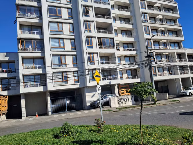 EXCELENTE DPTO AMOBLADO SAN PEDRO DE LA PAZ - Imagen 16