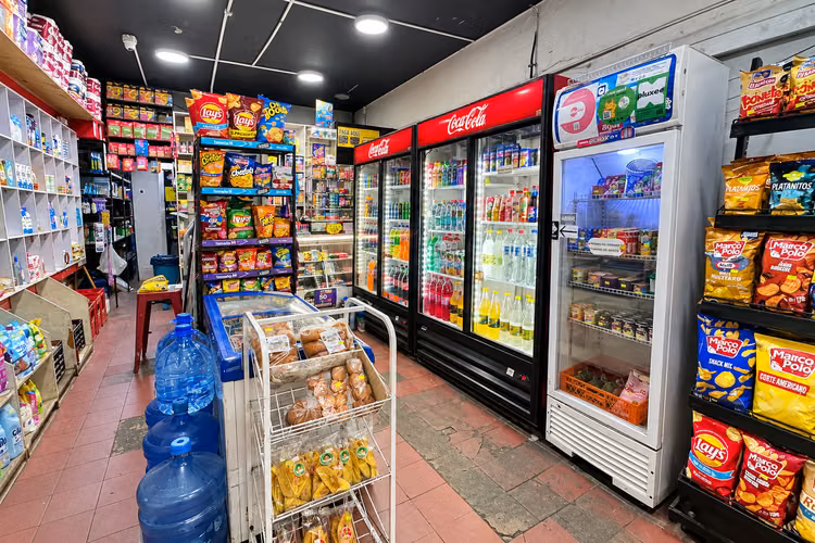 DERECHO A LLAVE  DE MINIMARKET - Imagen 3