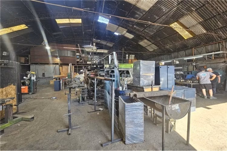 Propiedad Comercial, galpones y oficinas, San Miguel - Imagen 2