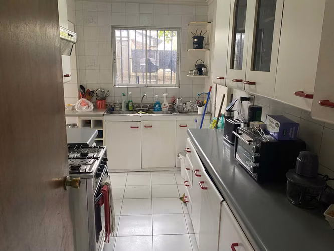 Hermosa Casa, Metro Magallanes Aceptamos Ofertas - Imagen 5