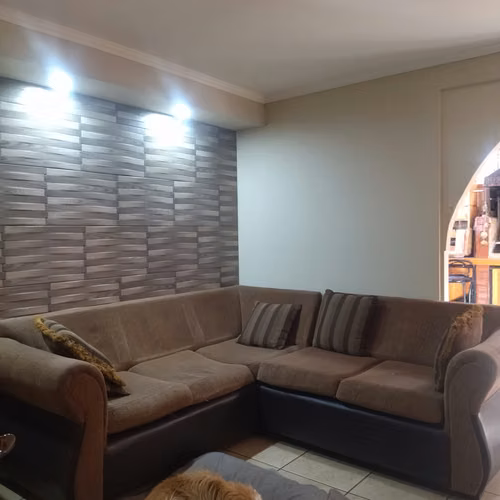 Casa rebajada con patente comercial, Rojas Magallanes - Imagen 2