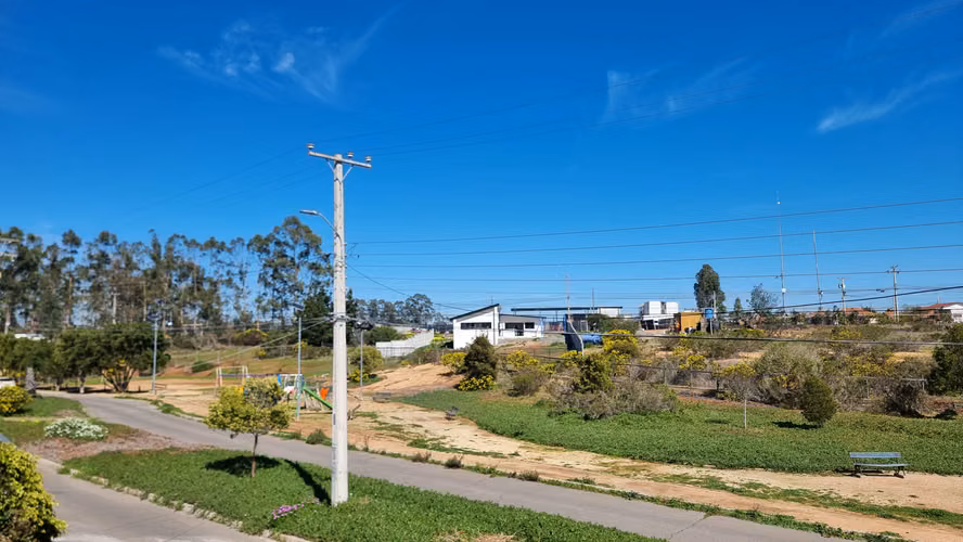 3D, 3B, amplio patio y sin gastos comunes en Algarrobo - Imagen 2
