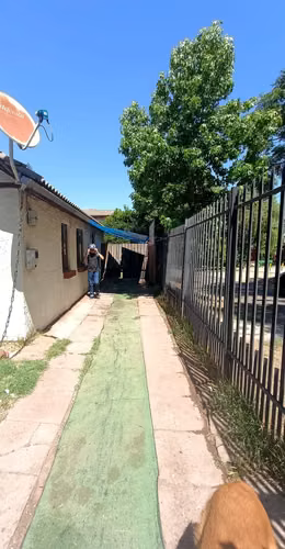 ¡Gran oportunidad! Casa esquina en Rojas Magallanes
