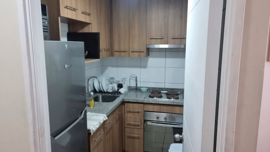 Rebajado y amoblado,excelentes instalaciones 2D-1B-1E-1B - Imagen 15
