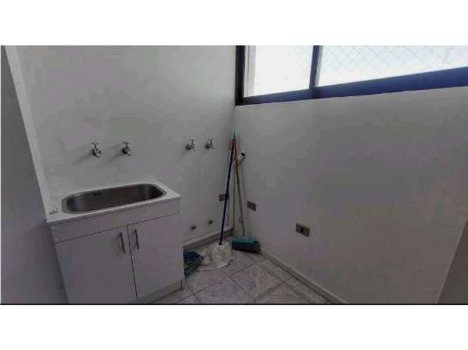 Departamento en venta 5D 3B 2E 1B  Luis Thayer Ojeda . - Imagen 7