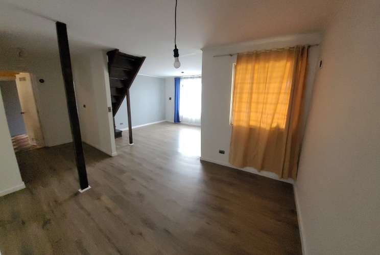 Casa KM 7 / VILLA LAS VIOLETAS