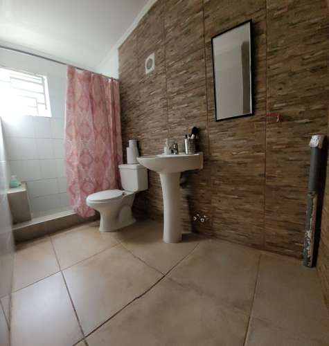 Casa KM 7 / VILLA LAS VIOLETAS