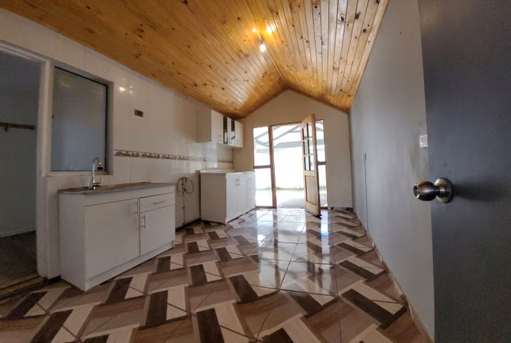 Casa KM 7 / VILLA LAS VIOLETAS