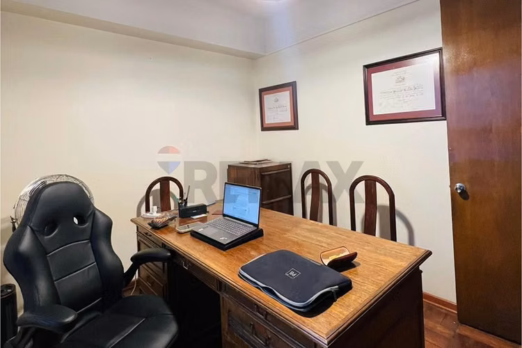 Oficina en venta agustinas morandé - Imagen 4