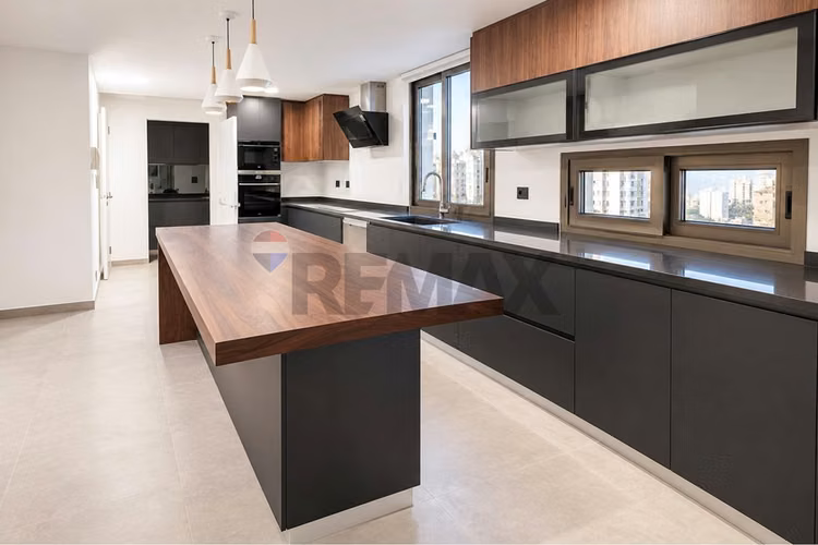 Gran penthouse  dúplex 5 d, 4 est vista 360º. - Imagen 8
