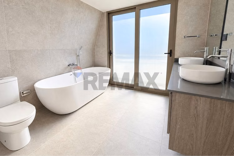 Gran penthouse  dúplex 5 d, 4 est vista 360º. - Imagen 11