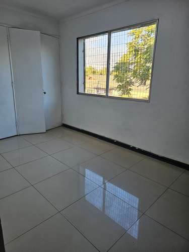 Departamento Amplio 3 dormitorios-Cerrillos -Sin Gastos Comunes - 120 m² - Imagen 6