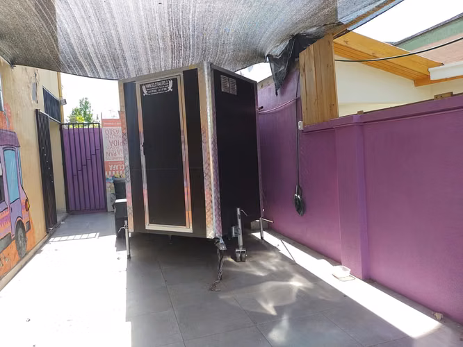 FOOD TRUCK EQUIPADO + COCINA Y BAÑO | PERMISO SEREMI | SAN MIGUEL