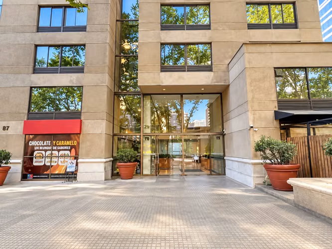 OFICINA EN VENTA EN EL GOLF | 49 M² | A PASOS DE METRO EL GOLF - Imagen 2