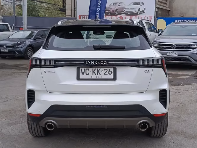 LYNK&CO 06 2027 - Imagen 8