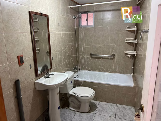 Excelente propiedad en Av. Coronel Marzán - Imagen 10