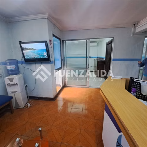 Gran Oportunidad Casa en venta de 4 dorm. en San Joaquín - Imagen 4