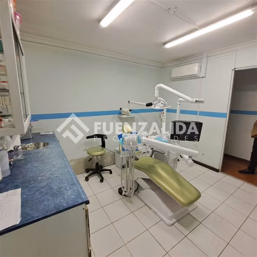 Gran Oportunidad Casa en venta de 4 dorm. en San Joaquín - Imagen 10