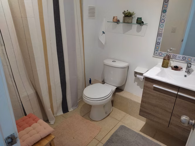 EN ARRIENDO DEPARTAMENTO 2 DORMITORIOS Y 1 BAÑO, ESTACIONAMIENTO PRIVADO,  PAPUDO