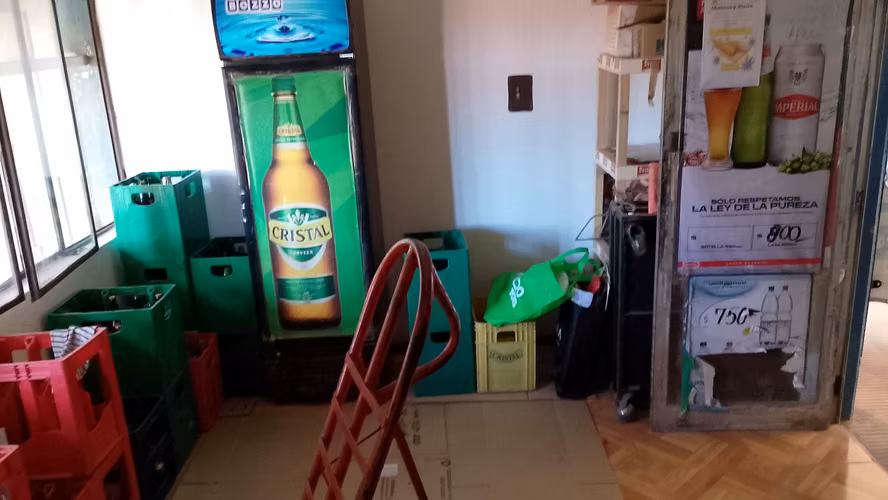 VENTA PATENTE ALCOHOL, LOCALES FULL FUNCIONANDO, CONDOMINIO - Imagen 11