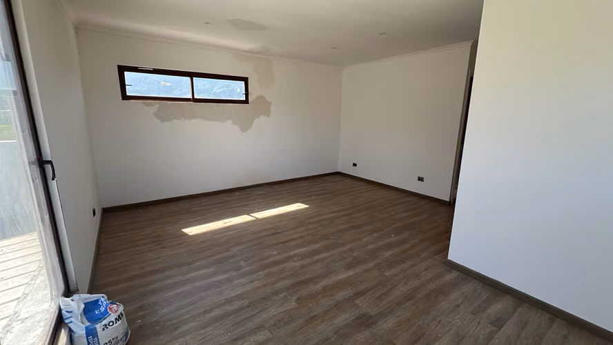 CASA DE 5 DORMITORIOS, PISCINA Y 5.000 M² – PADRE HURTADO - Imagen 16