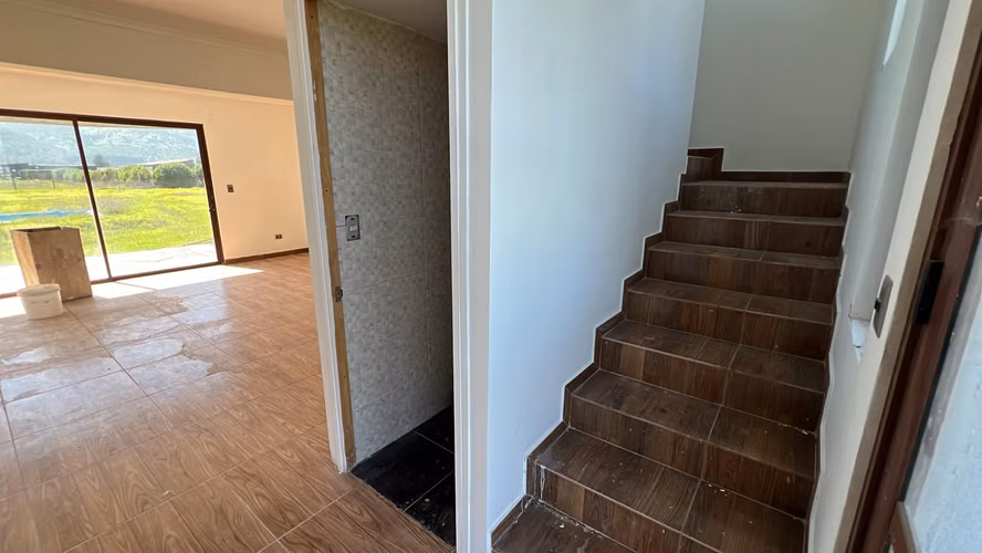 CASA DE 5 DORMITORIOS, PISCINA Y 5.000 M² – PADRE HURTADO - Imagen 14