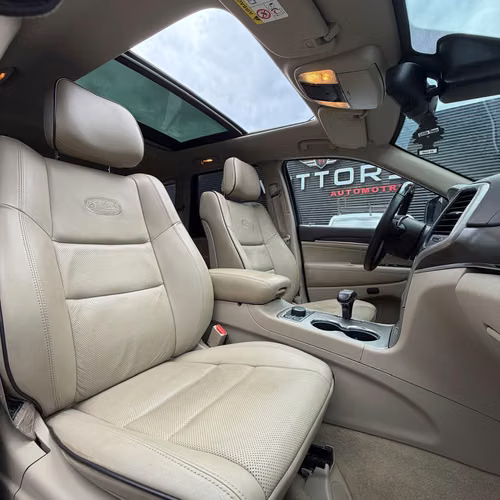 JEEP GRAND CHEROKEE OVERLAND 5.7 V8 - Imagen 13