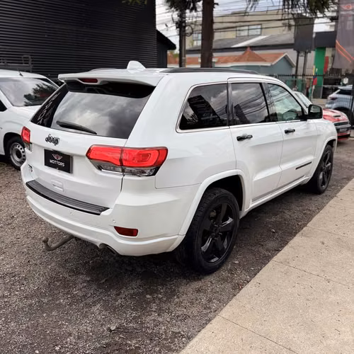 JEEP GRAND CHEROKEE OVERLAND 5.7 V8 - Imagen 5