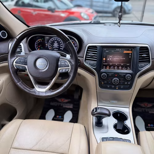 JEEP GRAND CHEROKEE OVERLAND 5.7 V8 - Imagen 8