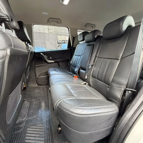 MAHINDRA XUV500 - Imagen 14