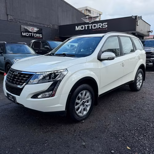 MAHINDRA XUV500 - Imagen 2