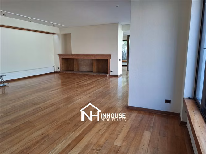 Casa en venta de 5 dorm. en Las Condes - Imagen 3