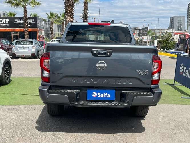 Nissan Navara 2.3D PLATINUM DIESEL 4X4 DOB.CAB. MT 4P 2023 - Imagen 6