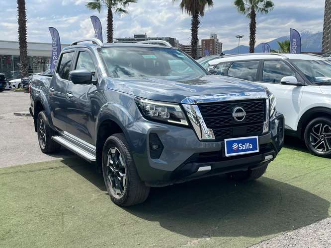 Nissan Navara 2.3D PLATINUM DIESEL 4X4 DOB.CAB. MT 4P 2023 - Imagen 3