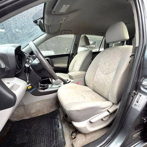 TOYOTA RAV 4 4X2 2013 - Imagen 13