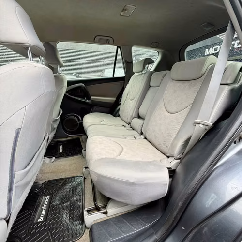 TOYOTA RAV 4 4X2 2013 - Imagen 15