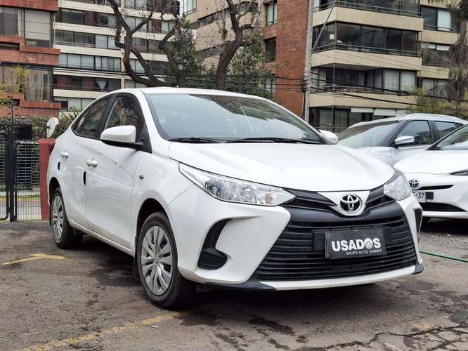 TOYOTA YARIS 2022