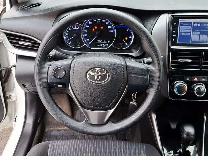 TOYOTA YARIS 2022