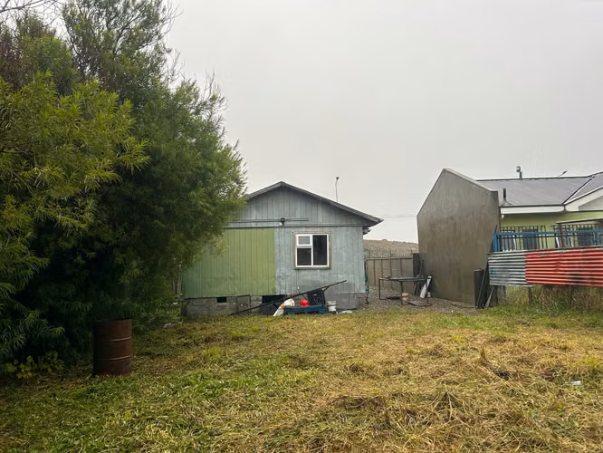 AMPLIO TERRENO CON CASA EN CALLE FAGNANO