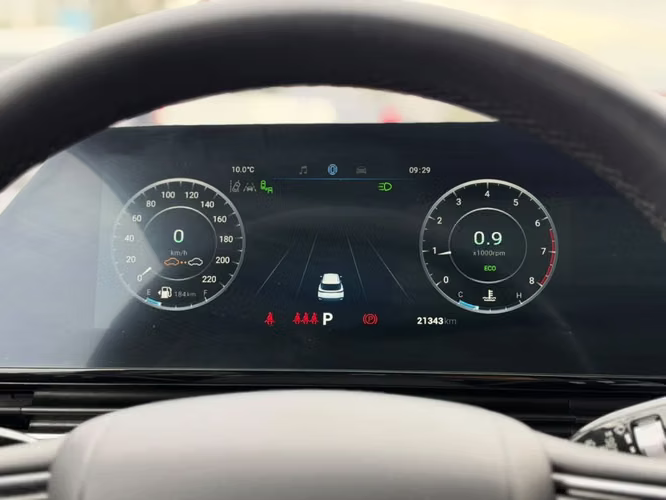 Omoda C5 1.5 T LUXURY AT 2025 - Imagen 13