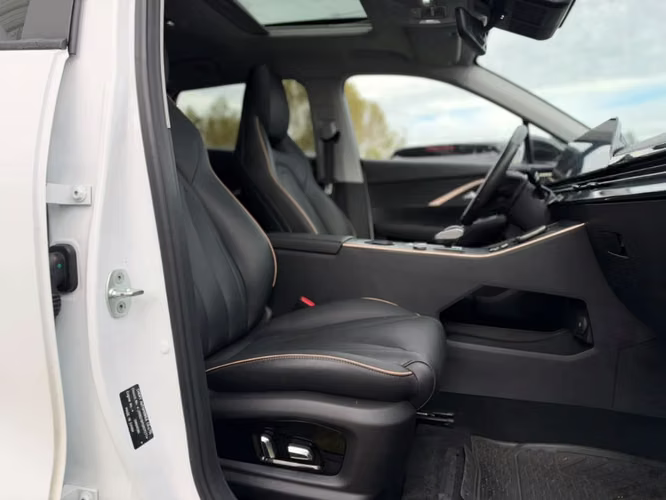 Omoda C5 1.5 T LUXURY AT 2025 - Imagen 19