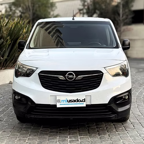 Opel Combo HDI 92 L1 1.6 (2022) - Imagen 8