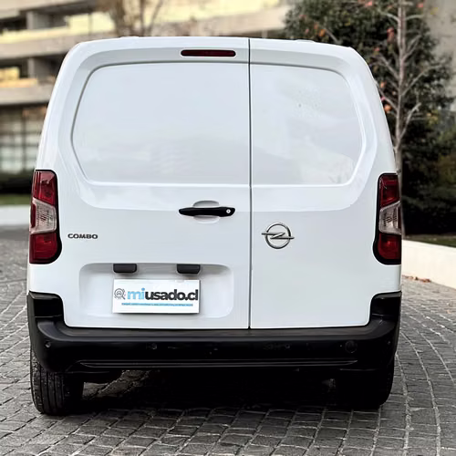 Opel Combo HDI 92 L1 1.6 (2022) - Imagen 9