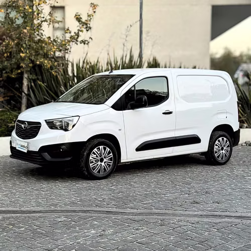 Opel Combo HDI 92 L1 1.6 (2022) - Imagen 11