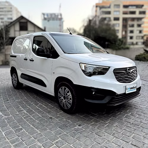 Opel Combo HDI 92 L1 1.6 (2022) - Imagen 7