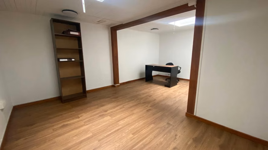 Se arriendan oficinas en centro Puerto Montt - Imagen 4