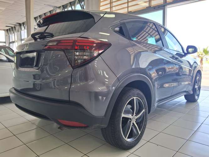 HONDA HR-V LXS 1.8 AUT 2022 - Imagen 6