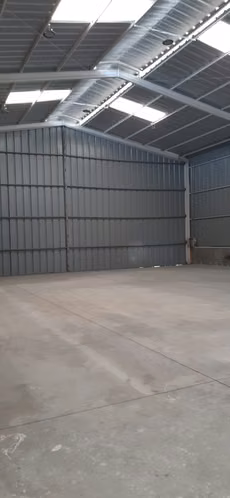 Arriendo Galpon 315 mtrs2 Los Cipreses ,La Pintana